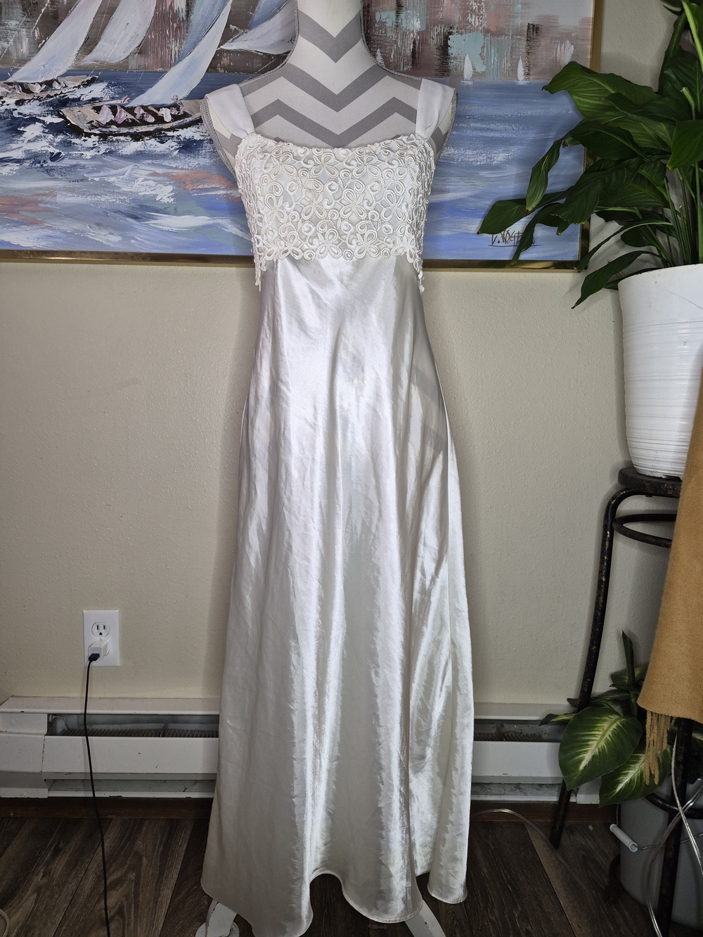 Vintage Flora Nikrooz Women's White Satin Lace Top Midi Gown